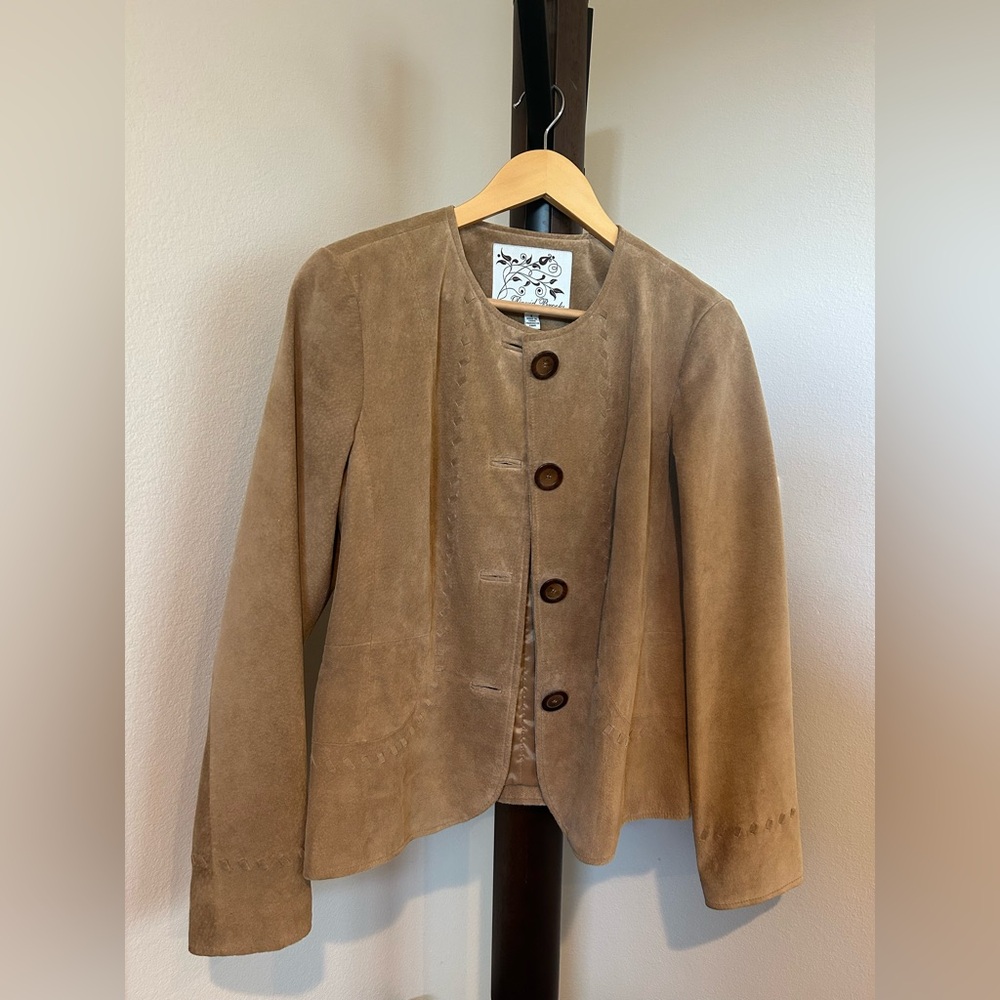 Vintage Suede Jacket – Size 6 – Subtle Western Details